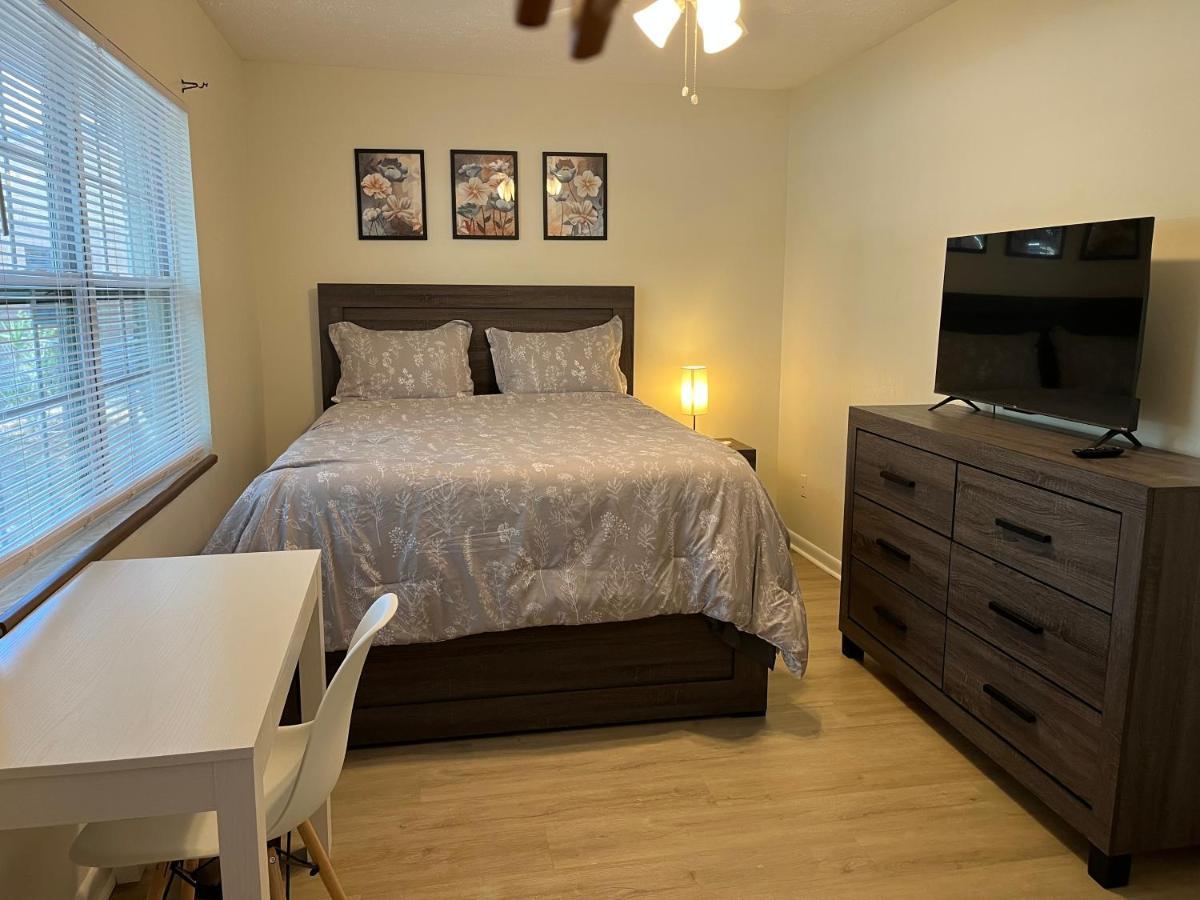 Zenhomes In Brandon Near Tampa Valrico Seffner Eksteriør bilde